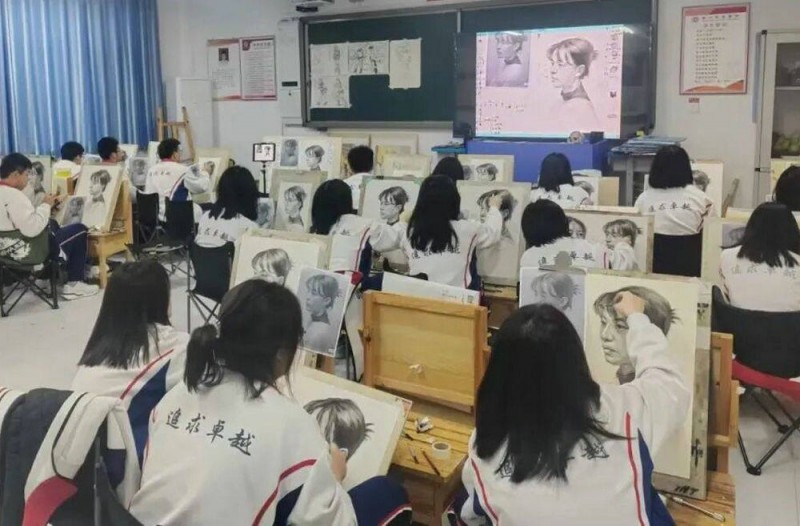 邯郸恒一中学：完善艺体教学体系 搭建实践育人平台